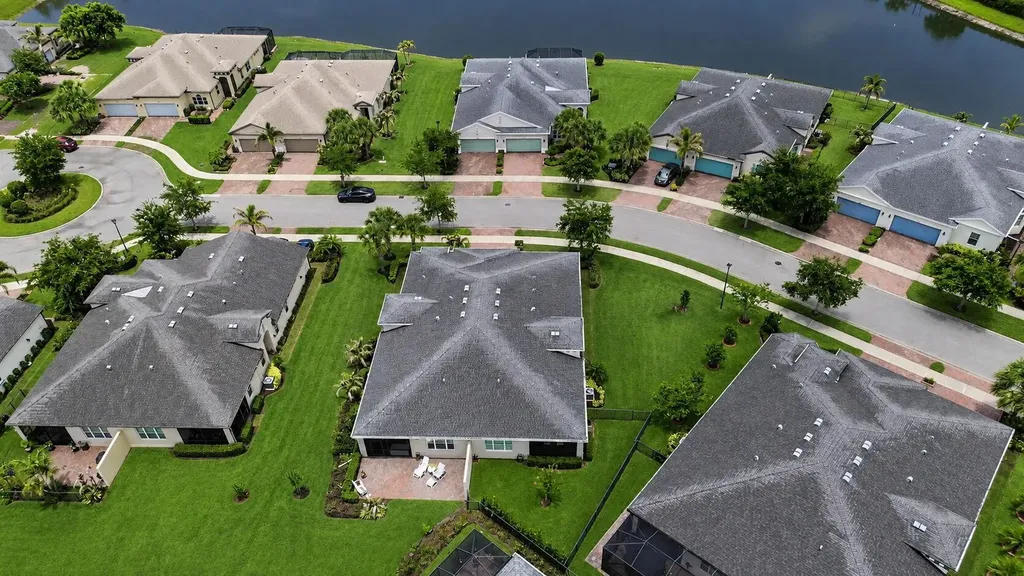 12773 SW Lake Fern Circle Port St Lucie FL 34987