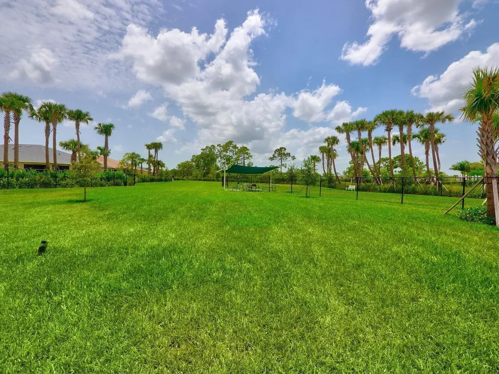 12773 SW Lake Fern Circle Port St Lucie FL 34987
