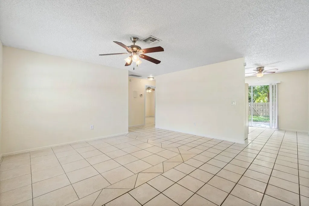4861 Gulfstream Road Lake Worth FL 33460