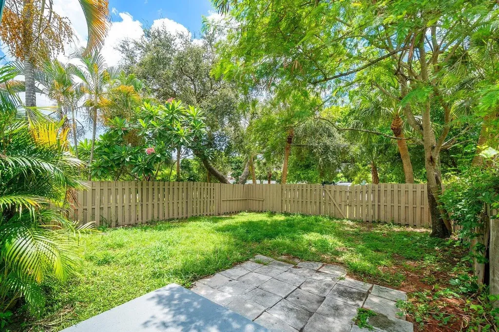 4861 Gulfstream Road Lake Worth FL 33460