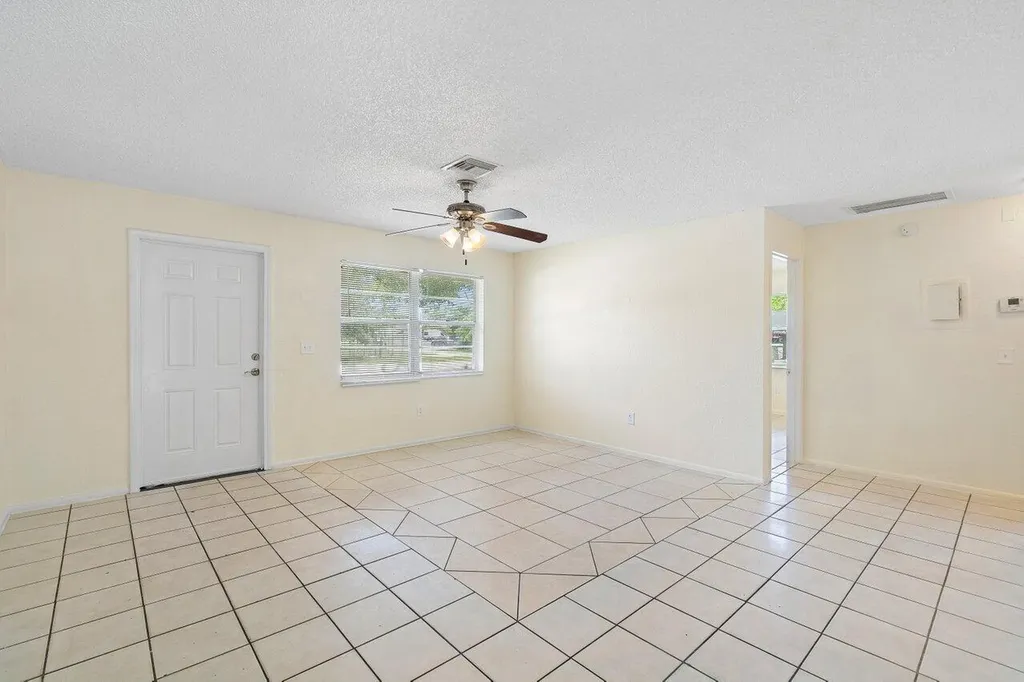 4861 Gulfstream Road Lake Worth FL 33460