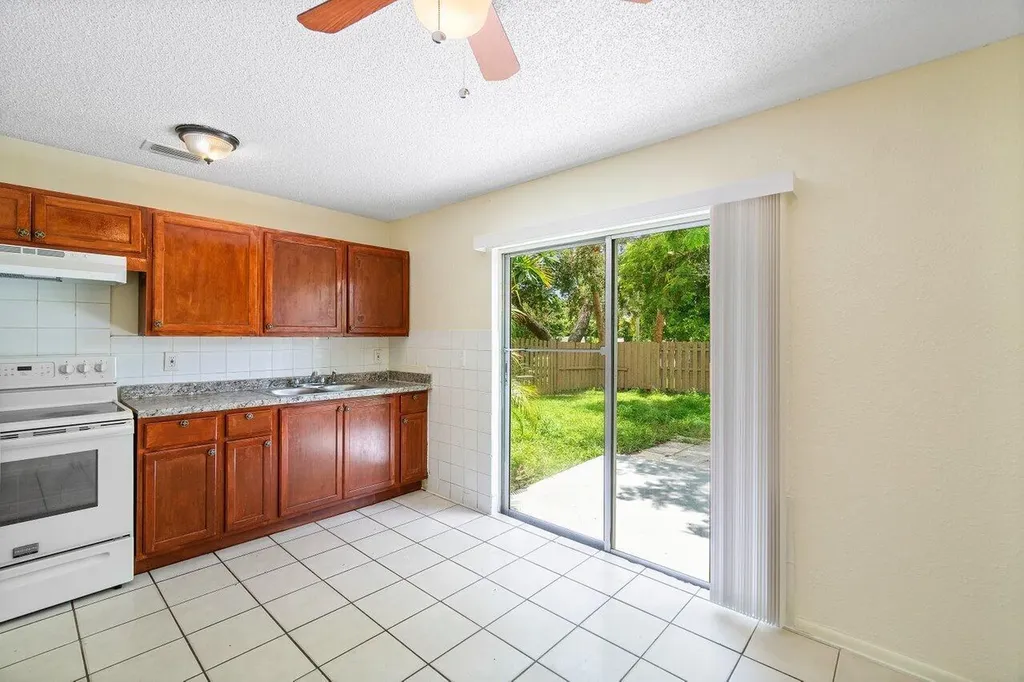 4861 Gulfstream Road Lake Worth FL 33460