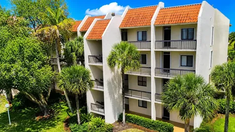 3050 Presidential Way West Palm Beach FL 33401
