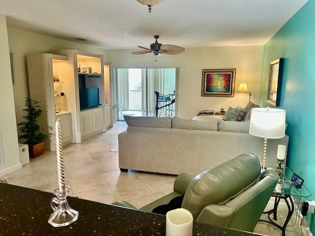 2183 SE Wild Meadow Circle Port St Lucie FL 34952