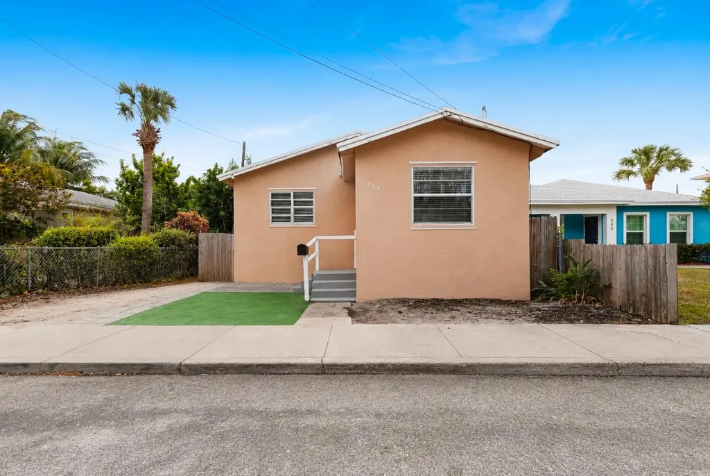 534 21st Street West Palm Beach FL 33407
