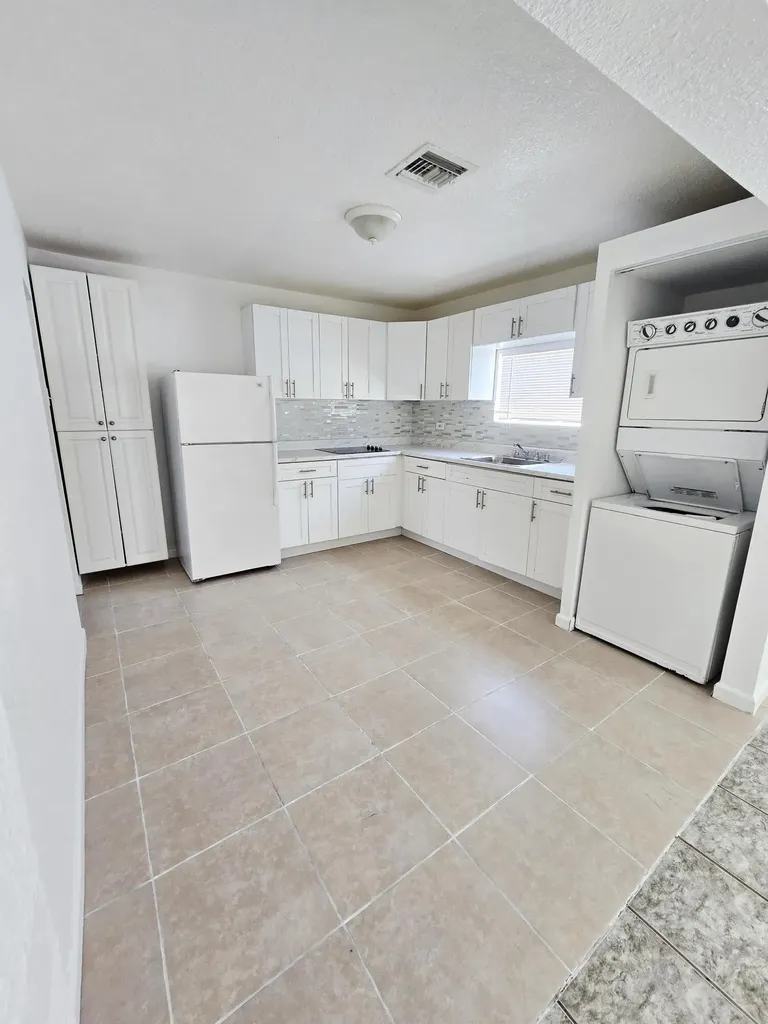 534 21st Street West Palm Beach FL 33407