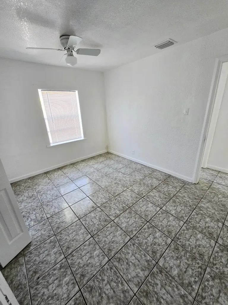 534 21st Street West Palm Beach FL 33407