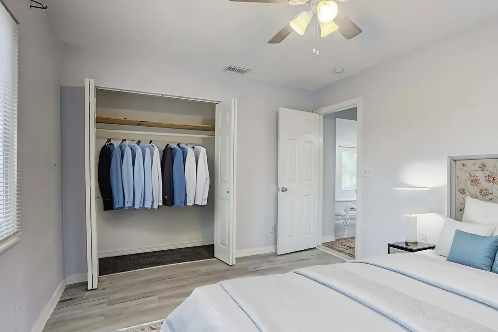 516 Nathan Hale Road West Palm Beach FL 33405