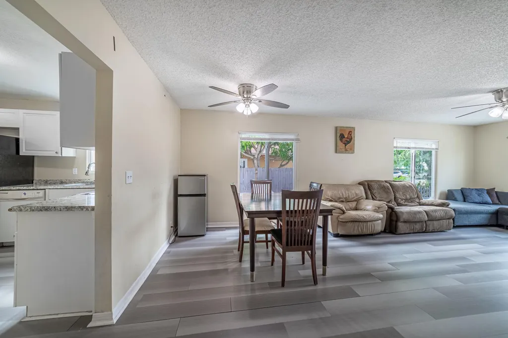 516 Nathan Hale Road West Palm Beach FL 33405