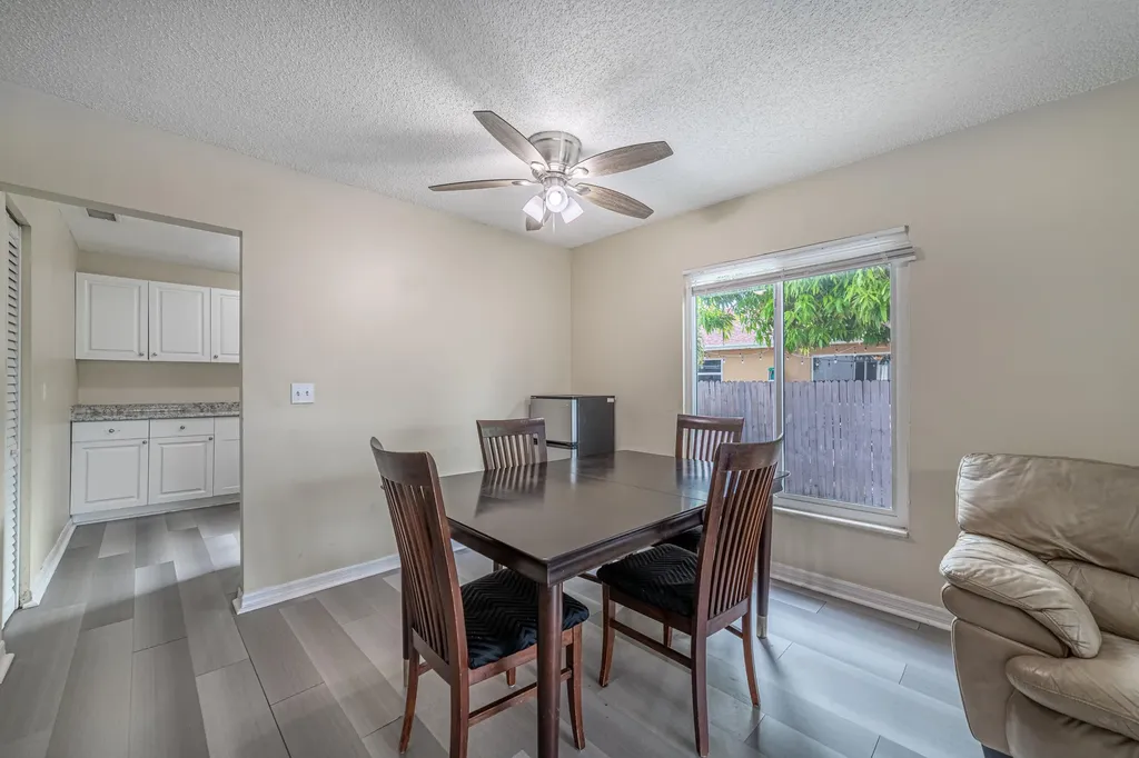 516 Nathan Hale Road West Palm Beach FL 33405