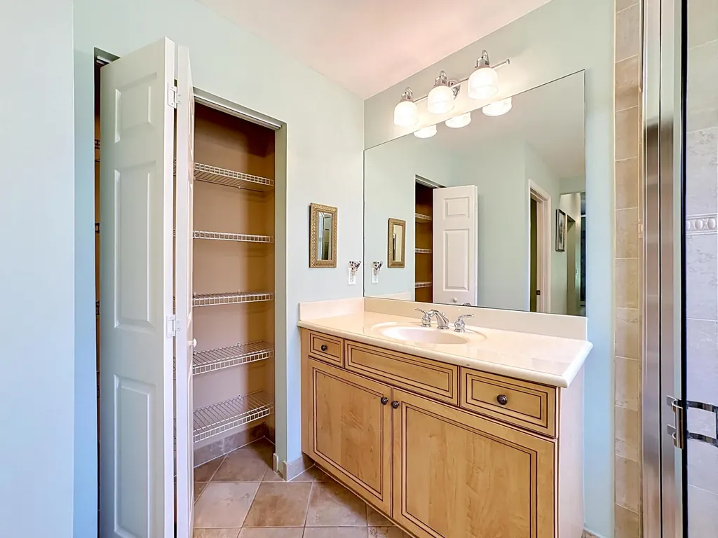 2045 Grey Falcon Circle SW Vero Beach FL 32962
