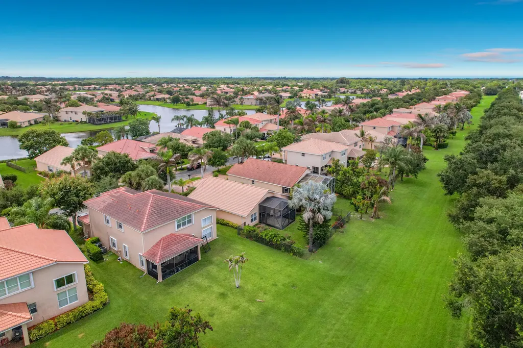 2045 Grey Falcon Circle SW Vero Beach FL 32962