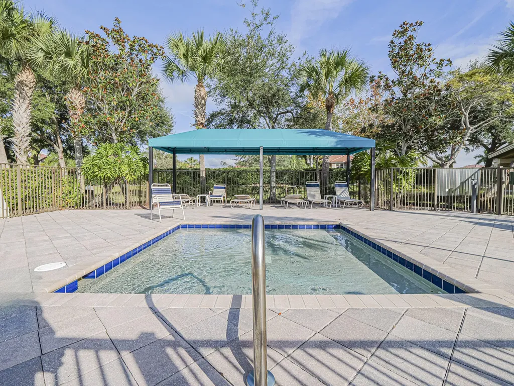 2045 Grey Falcon Circle SW Vero Beach FL 32962