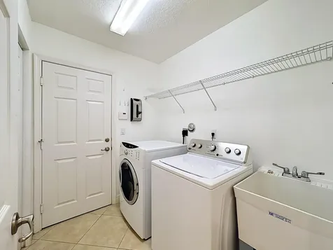 2045 Grey Falcon Circle SW Vero Beach FL 32962
