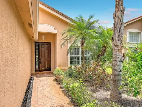 2045 Grey Falcon Circle SW Vero Beach FL 32962