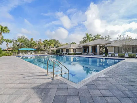 2045 Grey Falcon Circle SW Vero Beach FL 32962