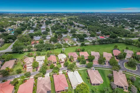 2045 Grey Falcon Circle SW Vero Beach FL 32962