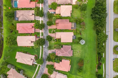 2045 Grey Falcon Circle SW Vero Beach FL 32962