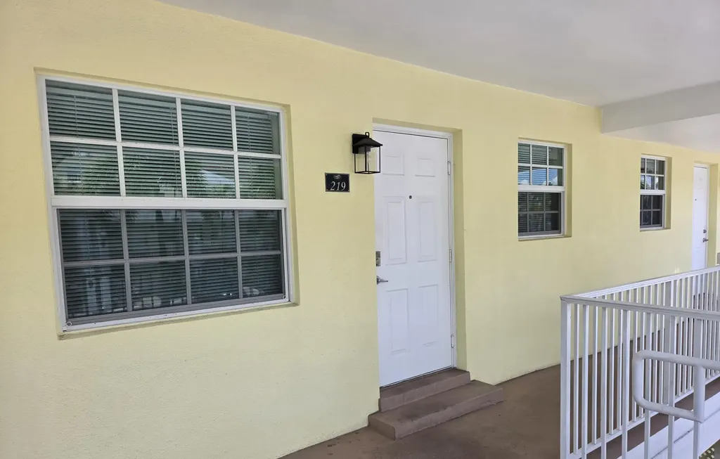 2660 NE 8th Avenue Wilton Manors FL 33334