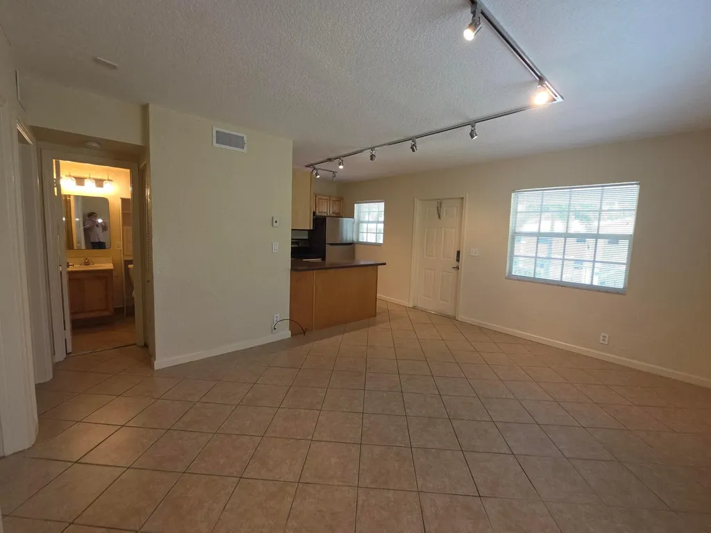 2660 NE 8th Avenue Wilton Manors FL 33334