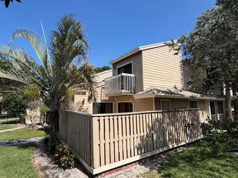 7199 Sportsmans Drive North Lauderdale FL 33068
