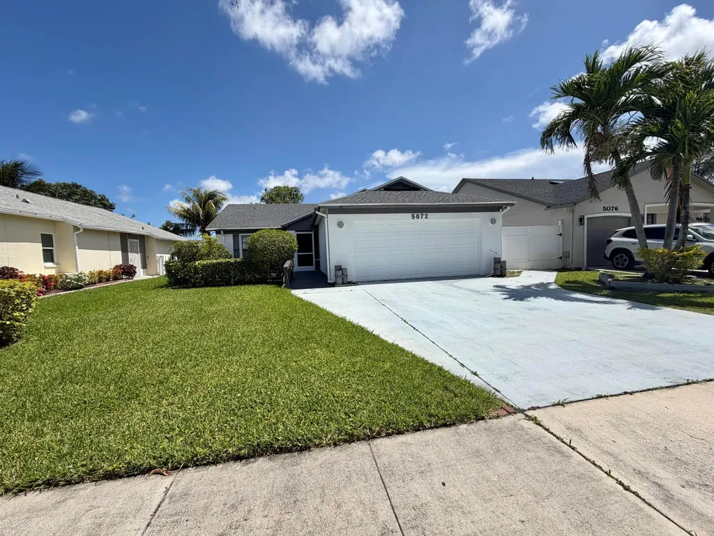 5072 Arbor Glen Circle Lake Worth FL 33463