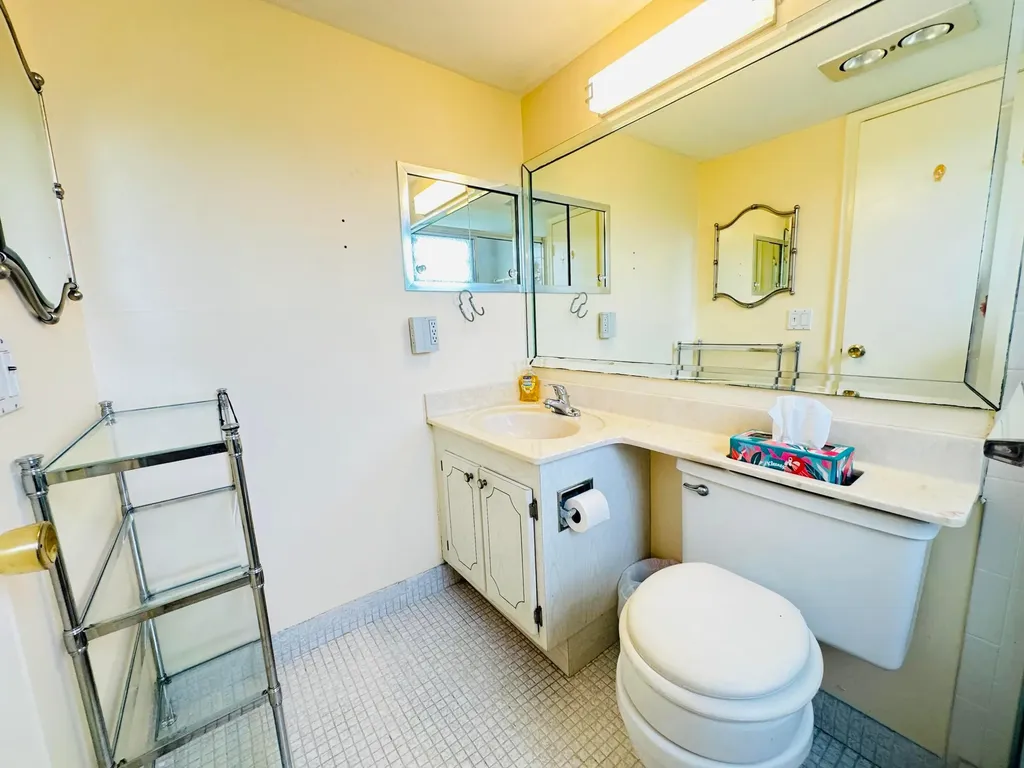 269 Farnham L Deerfield Beach FL 33442