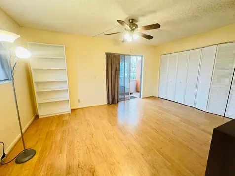 269 Farnham L Deerfield Beach FL 33442