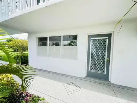 269 Farnham L Deerfield Beach FL 33442