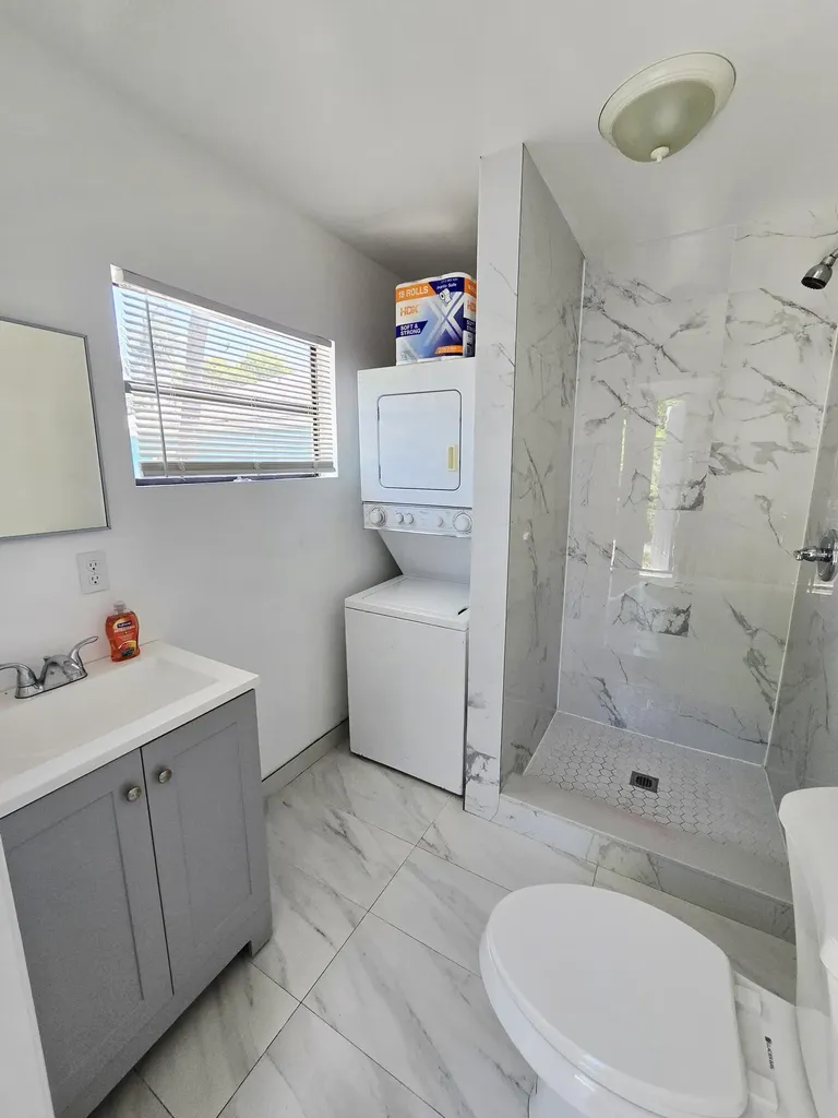 534 21st Street West Palm Beach FL 33407