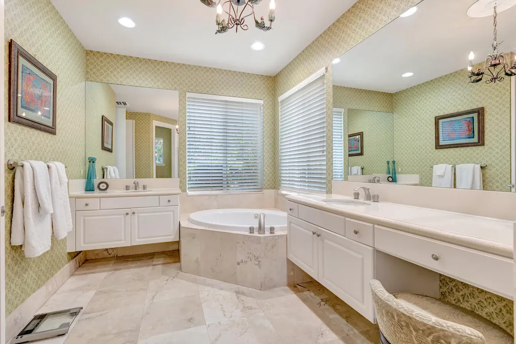 366 Fishermans Way Jupiter FL 33477