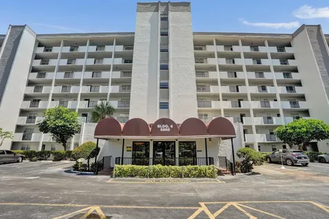 5860 NW 44th Street Lauderhill FL 33319