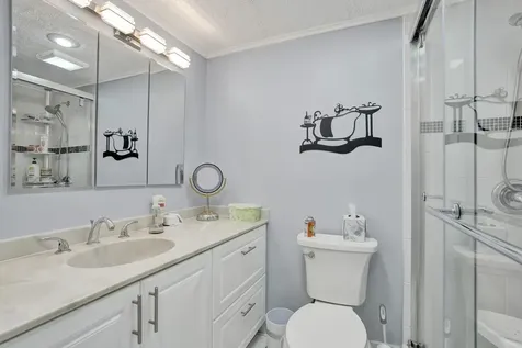 5860 NW 44th Street Lauderhill FL 33319