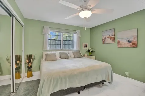 5860 NW 44th Street Lauderhill FL 33319