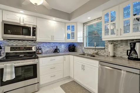 5860 NW 44th Street Lauderhill FL 33319