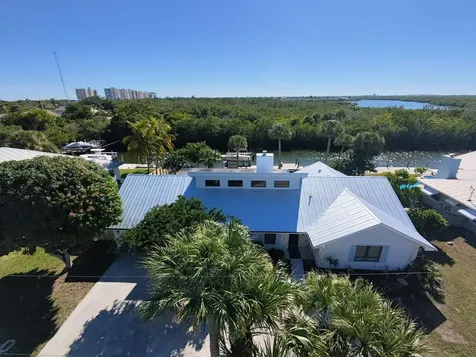 929 Jackson Way Fort Pierce FL 34949