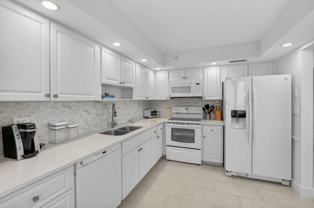 3009 S Ocean Boulevard Highland Beach FL 33487