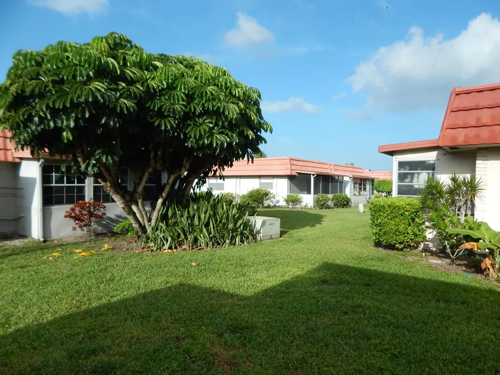 242 Seville K Delray Beach FL 33446