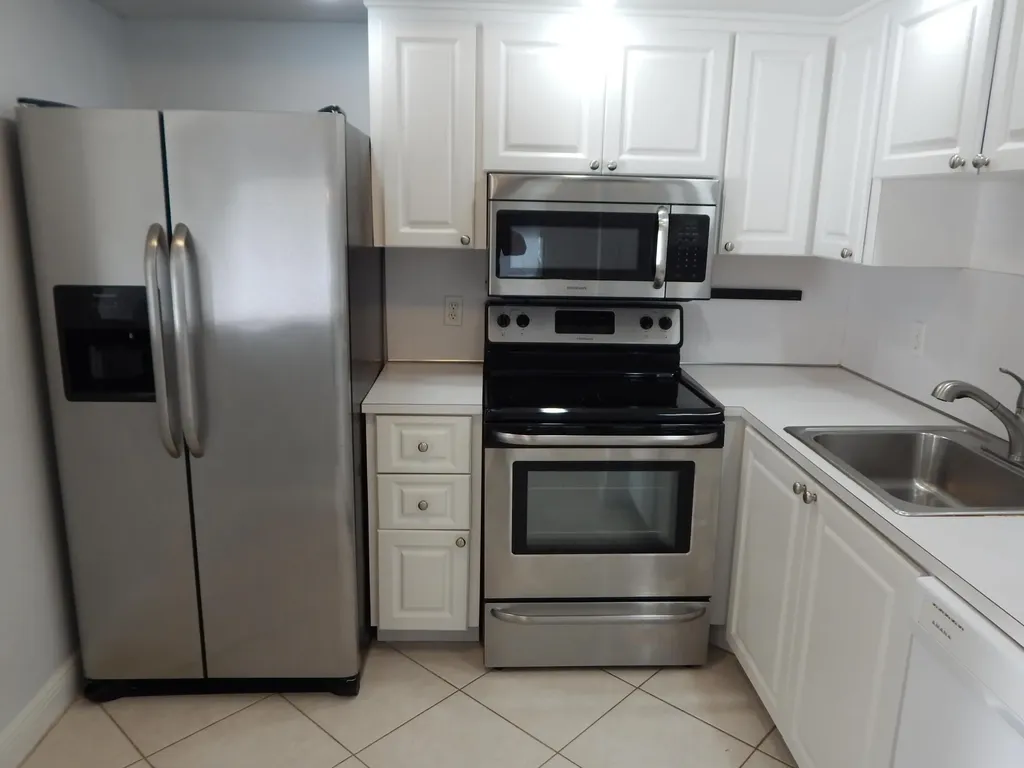 242 Seville K Delray Beach FL 33446