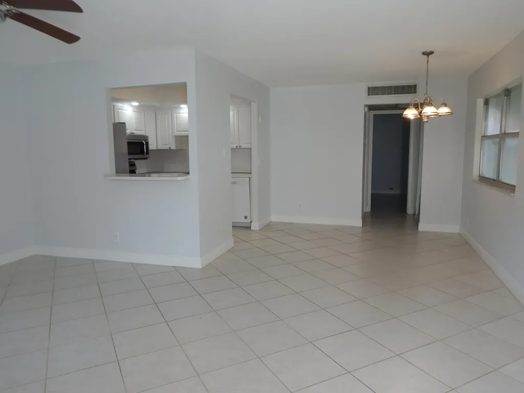242 Seville K Delray Beach FL 33446