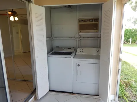 242 Seville K Delray Beach FL 33446