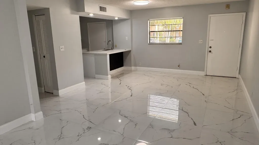9150 NW 38th Drive Coral Springs FL 33065