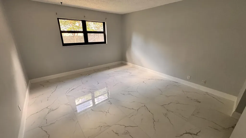 9150 NW 38th Drive Coral Springs FL 33065