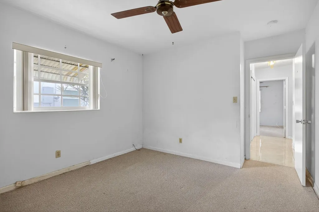2540 NW 34th Terrace Lauderdale Lakes FL 33311