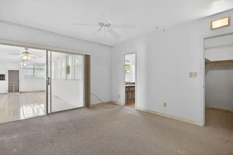 2540 NW 34th Terrace Lauderdale Lakes FL 33311