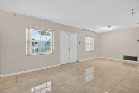 2540 NW 34th Terrace Lauderdale Lakes FL 33311