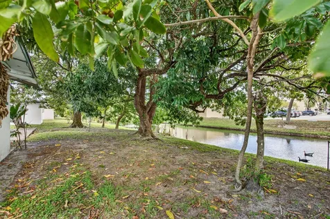 2540 NW 34th Terrace Lauderdale Lakes FL 33311