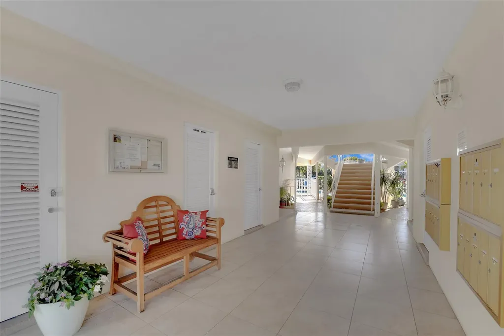 2864 NE 33rd Court Fort Lauderdale FL 33306