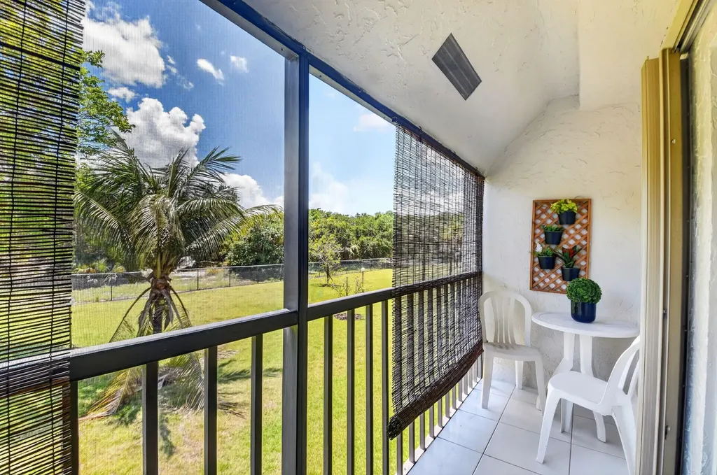 2975 SW 22nd Avenue Delray Beach FL 33445
