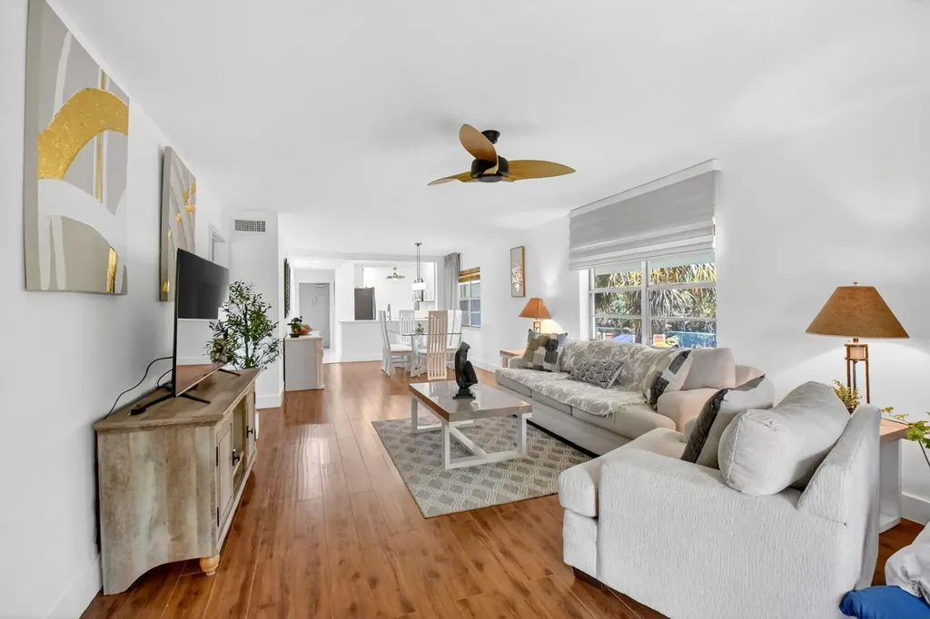 2975 SW 22nd Avenue Delray Beach FL 33445